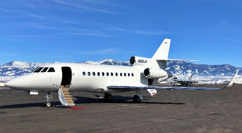 орендувати бізнес-джет Dassault Falcon 900